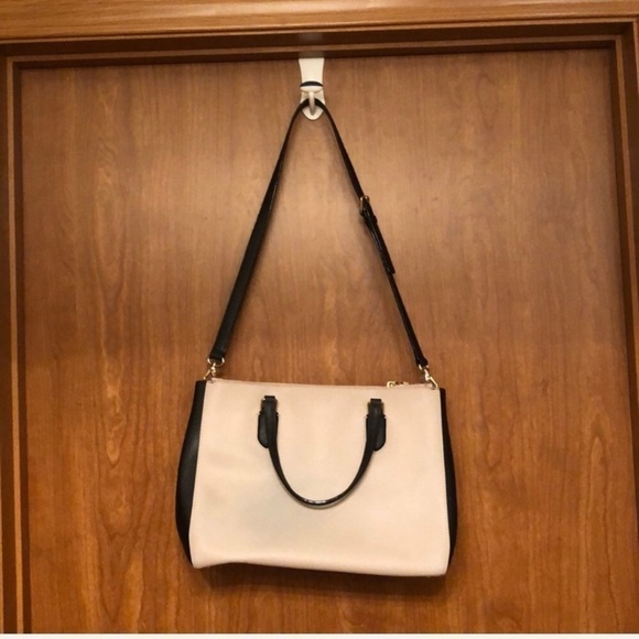 Kate Spade Cream and Black Large Leather Satchel Handbag with Crossbody Strap - Picture 5 of 10